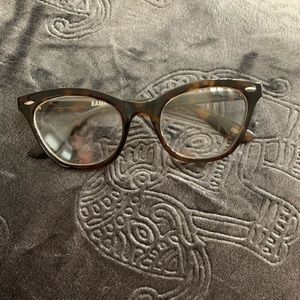 Personality glasses